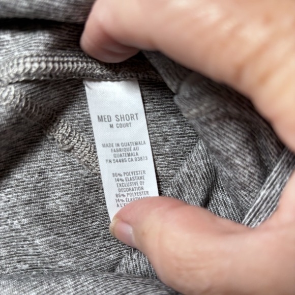 Aerie Women's Chill Play Move high-rise leggings light gray mesh panels. M Short - Picture 4 of 10